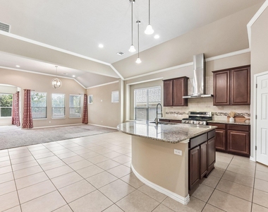 640 Loma Cedro Bnd - Photo Thumbnail 12