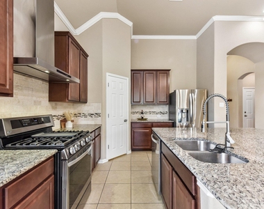 640 Loma Cedro Bnd - Photo Thumbnail 10