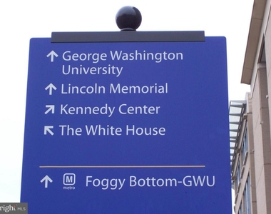 3 Washington Circle Nw - Photo Thumbnail 1
