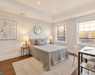 1711 D Street Se - Photo Thumbnail 8