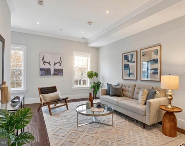 1711 D Street Se - Photo Thumbnail 7