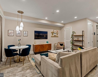 2618 University Place Nw - Photo Thumbnail 4