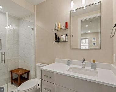 2618 University Place Nw - Photo Thumbnail 18