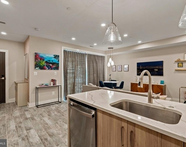 2618 University Place Nw - Photo Thumbnail 10