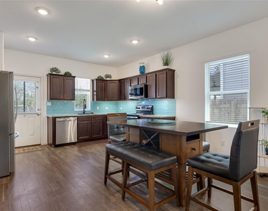 13601 Charles Abraham Way - Photo Thumbnail 8