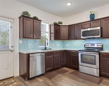 13601 Charles Abraham Way - Photo Thumbnail 9