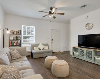 13601 Charles Abraham Way - Photo Thumbnail 5