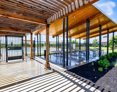 2000 Gilmer Way - Photo Thumbnail 35