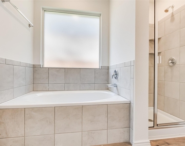 2000 Gilmer Way - Photo Thumbnail 22