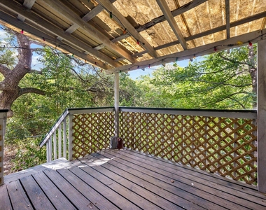 8202 Mescalero Dr - Photo Thumbnail 8