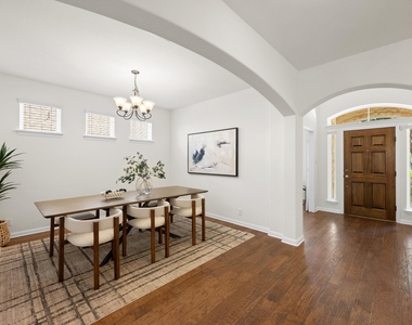 608 Royal Burgess Dr - Photo Thumbnail 2