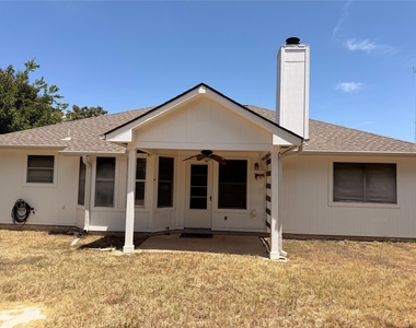 2202 Corbin Way - Photo Thumbnail 13