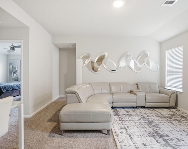 1224 Vogel Dr - Photo Thumbnail 22