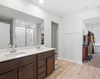 1224 Vogel Dr - Photo Thumbnail 34