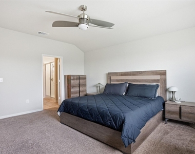 1224 Vogel Dr - Photo Thumbnail 18