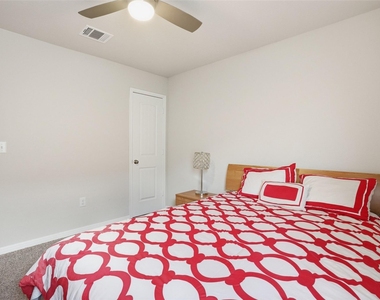 1224 Vogel Dr - Photo Thumbnail 21