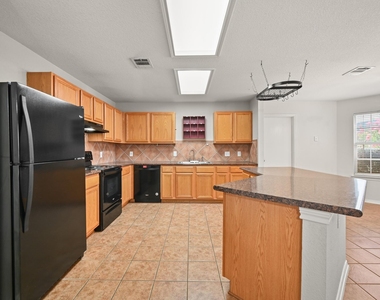 11140 Currin Ln - Photo Thumbnail 13