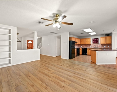 11140 Currin Ln - Photo Thumbnail 10