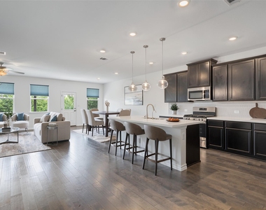 104 Stinchcomb Road - Photo Thumbnail 5