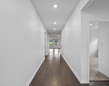 104 Stinchcomb Road - Photo Thumbnail 4