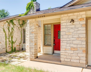 1708 Wild Horse Ln - Photo Thumbnail 4