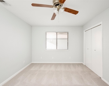 1708 Wild Horse Ln - Photo Thumbnail 35