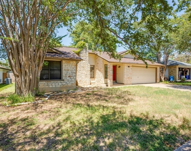 1708 Wild Horse Ln - Photo Thumbnail 2