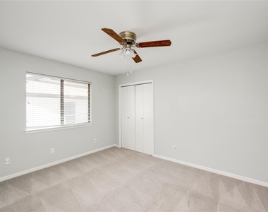 1708 Wild Horse Ln - Photo Thumbnail 34