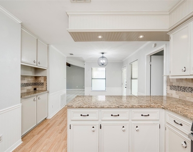 1708 Wild Horse Ln - Photo Thumbnail 17