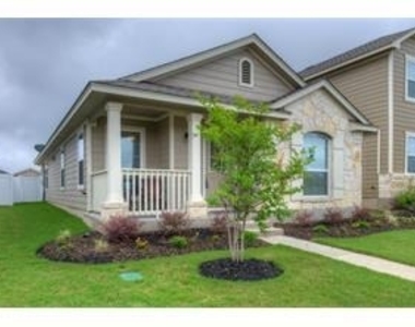 932 Lost Pines Ln - Photo Thumbnail 1