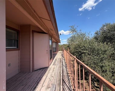 5305 Indio Cv - Photo Thumbnail 13