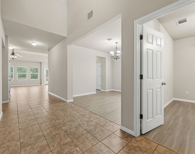 1216 Willowbrook Dr - Photo Thumbnail 10
