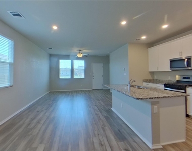 5200 Saddle Club Dr - Photo Thumbnail 2