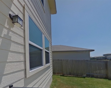 5200 Saddle Club Dr - Photo Thumbnail 16