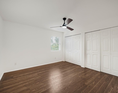 1706 Gatlinburg Dr - Photo Thumbnail 11