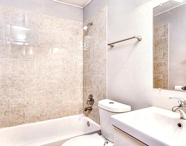 4007 Avenue C - Photo Thumbnail 5
