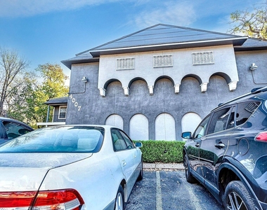 4007 Avenue C - Photo Thumbnail 14