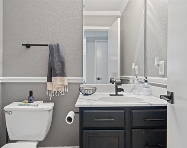 5409 Bahan Dr - Photo Thumbnail 8