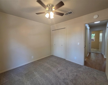 11602 Maybach Dr - Photo Thumbnail 25