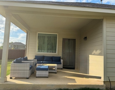 113 Queen Anne Dr - Photo Thumbnail 33