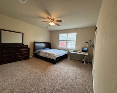 113 Queen Anne Dr - Photo Thumbnail 24