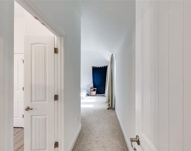 2808 Stone Branch Dr - Photo Thumbnail 16