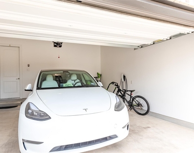 2808 Stone Branch Dr - Photo Thumbnail 27