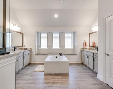 2808 Stone Branch Dr - Photo Thumbnail 20