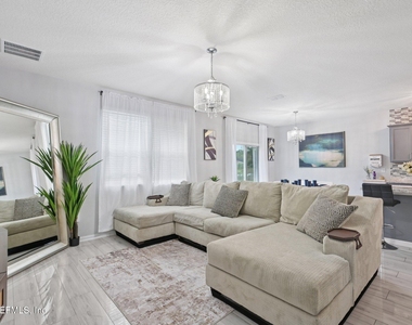 6787 Sandle Drive - Photo Thumbnail 5