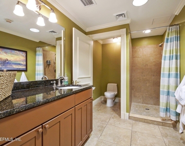 400 E Bay Street - Photo Thumbnail 21