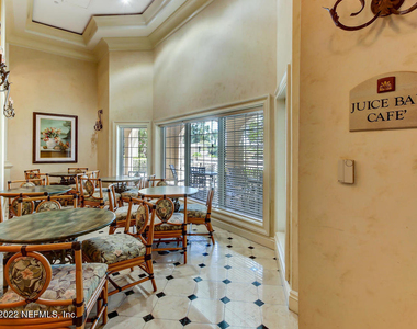 400 E Bay Street - Photo Thumbnail 12