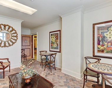 400 E Bay Street - Photo Thumbnail 47