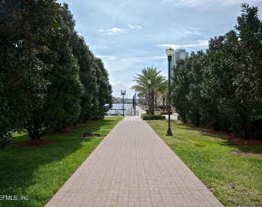 400 E Bay Street - Photo Thumbnail 35