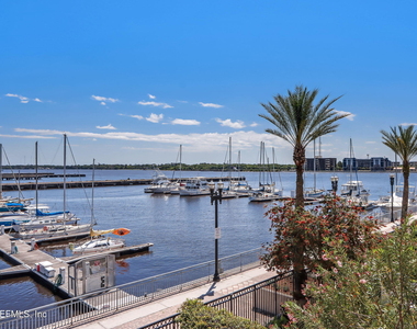 400 E Bay Street - Photo Thumbnail 36